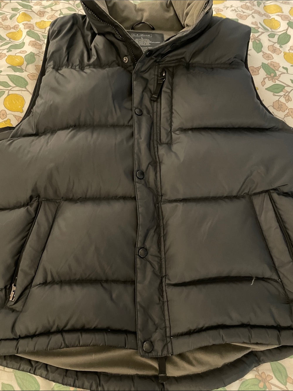 L.L. Bean Men's Black Puffer Vest